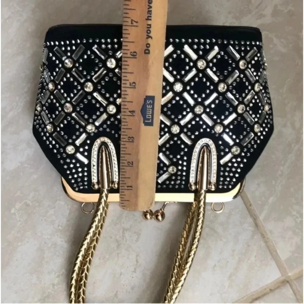 NWOT Elegant Night Hand Bag /Crossbody - Picture 8 of 8